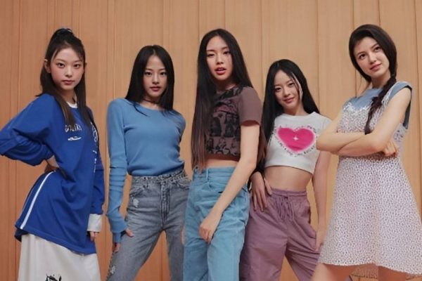 “Kpop Jeans Baru: Tanggal Pengiriman Tepat Waktu”