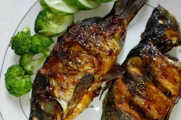 Mengenal Lezatnya Makanan Ikan Mas Bakar yang Menggugah Selera