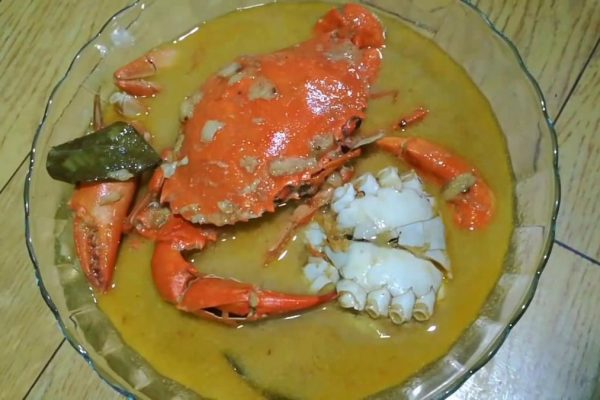 Mengenal Lezatnya Makanan Kari Kepiting yang Menggoda Selera